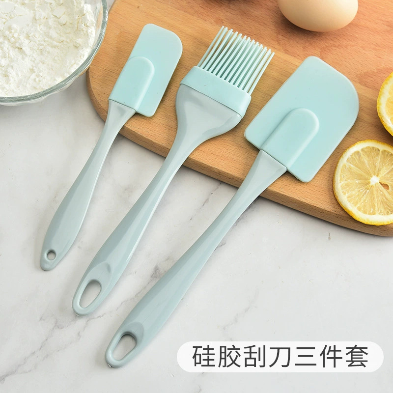 White handle
