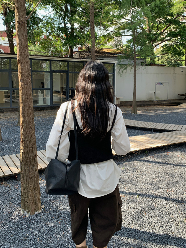 广州黄峥气质简约百搭显瘦镂空吊带背心女短款叠穿显瘦上衣530071|undefined