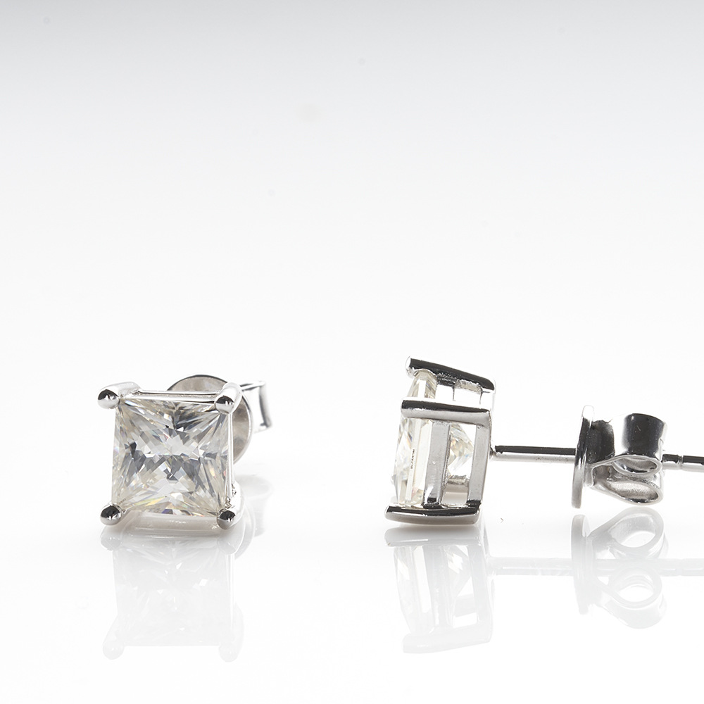 S925 pernos de plata de forma especial pernos de diamond de moissan cuadrados de 1 / 2 quilates color D pernos de piedra de moissan cuadrados VVS