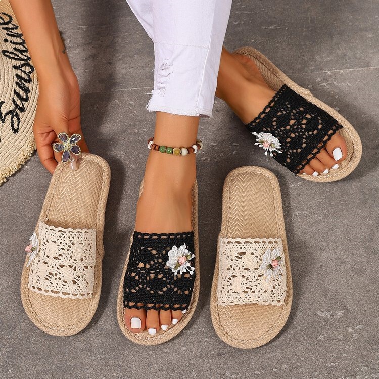 Woven Hollow Sandals for Women 2026 New Summer Style Flat Fashion Outdoor Casual Beach Slippers Woven Hollow Sandals for Women 2026 New Summer Style Flat Fashion Outdoor Casual Beach Slippers