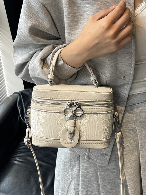 Alta sensación de caja de mano exquisita bolso pequeño para mujeres 2025 nueva moda transfronteriza color contraste bolso de hombro