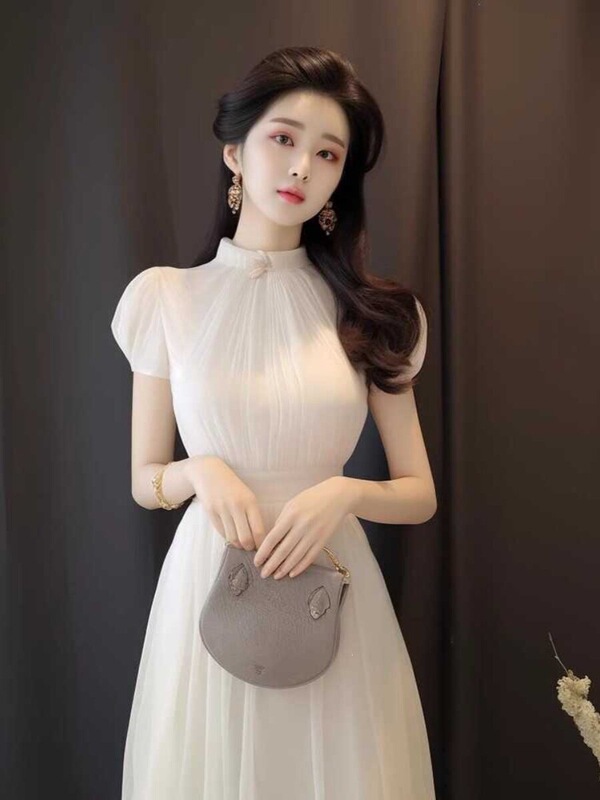 French-Style Elegant Formal Occasion High-End Exquisite Slimming Long Dress with a Sophisticated Feel, White Puff Sleeve Dress for Women in Summer