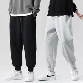 男式T恤;男式卫裤;女式T恤