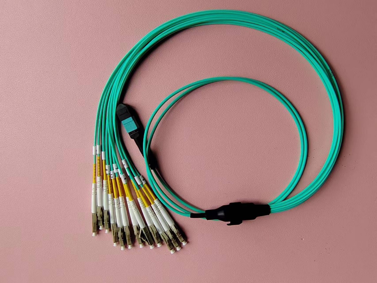 厂家包邮   电信极MPO - LC-UPC-12芯  光纤跳线多种规格型号包邮