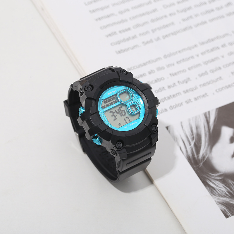 欧美运动儿童电子表 电镀多功能夜光户外登山表 男女学生休闲腕表详情图3