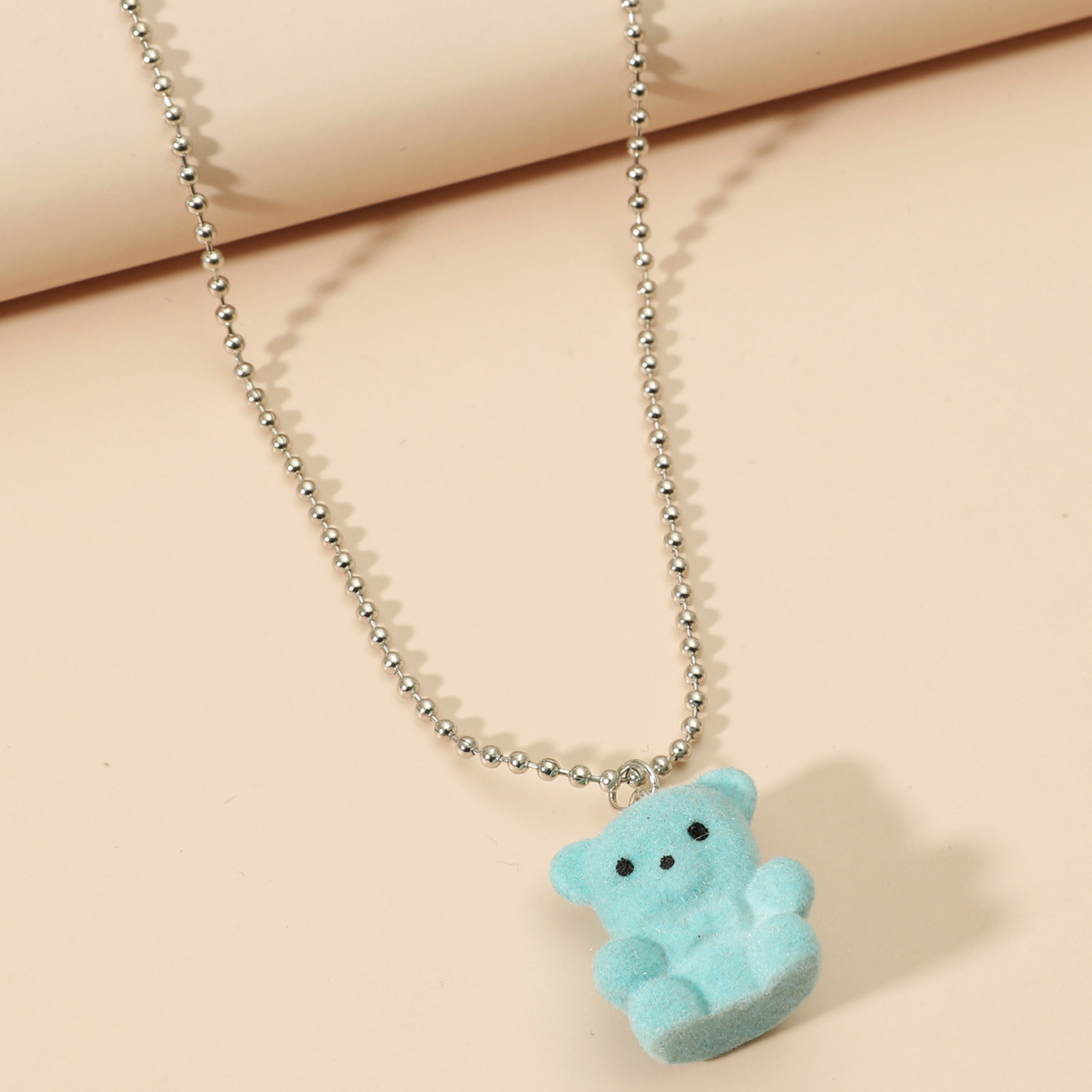 Korea Simple Bear Necklace display picture 8