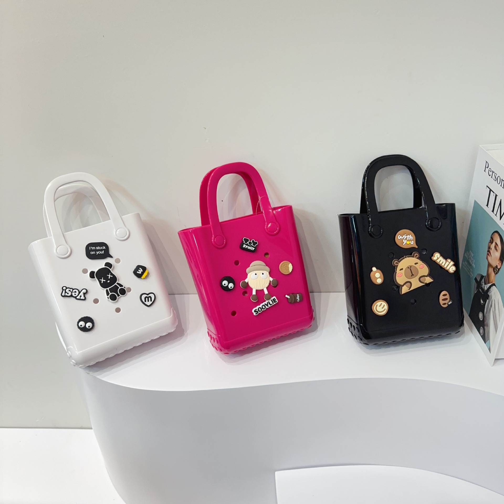 Jelly Bag 2025 New Cross-border DIY Hole Bag, Cartoon Doll, Children's Bag, Beach Baby, Toiletries and Vegetable basket bag details Picture