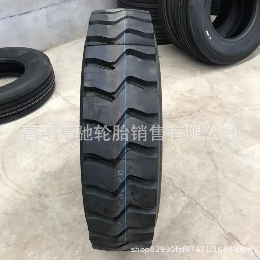 卡车货车钢丝轮胎1100R20 1200R20 900R1000R20 825R20 825R16