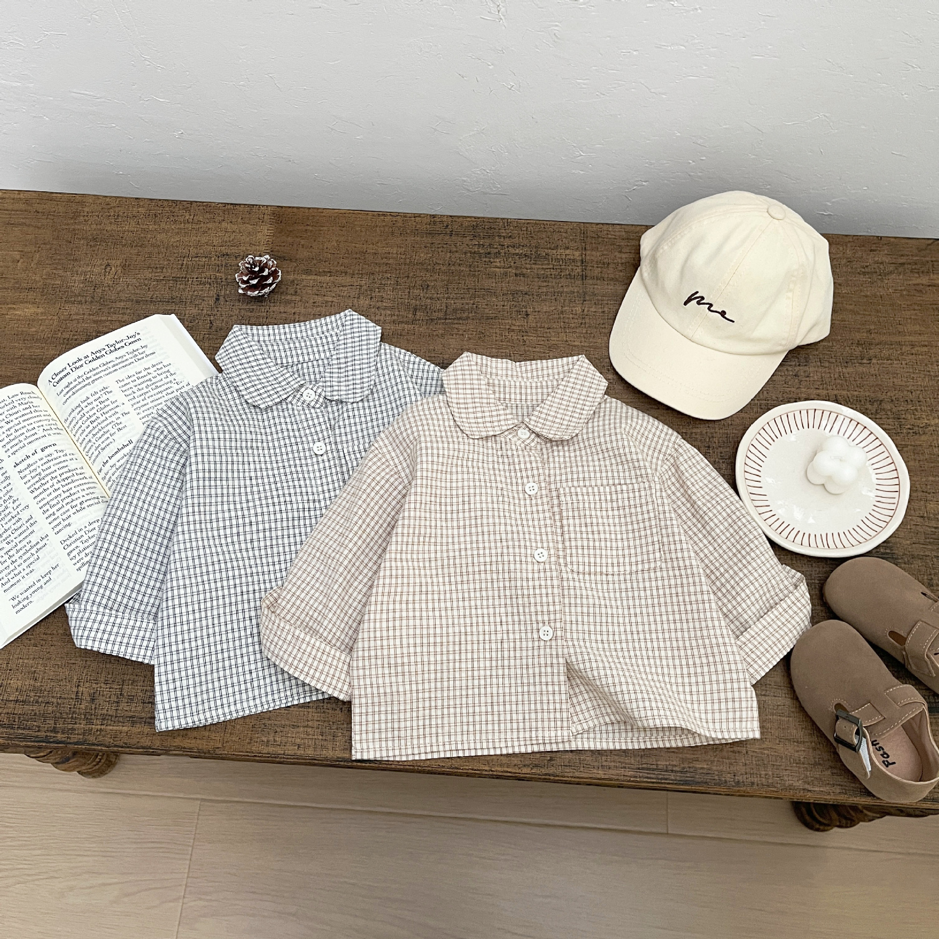 Camisas de mangas largas de algodón para bebés varones 2026 primavera y otoño nueva ropa de bebé guapo chaqueta a rayas casuales para niños