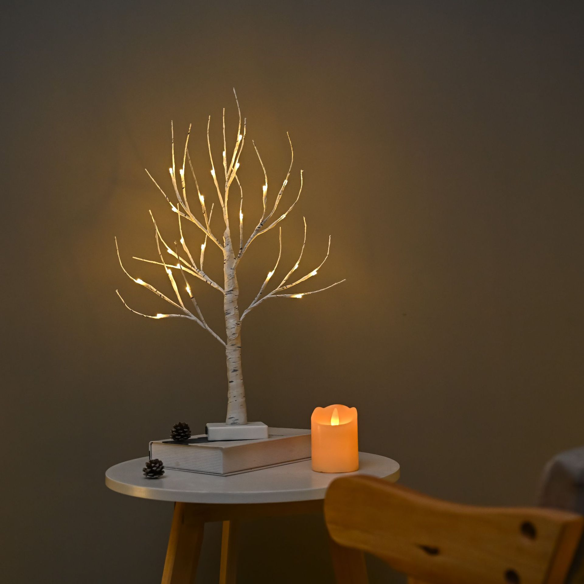 厂家供应LED暖光白桦树仿真小树灯圣诞装饰复活节网红灯批发