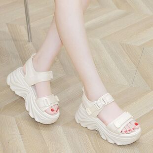 Internet Celebrity Torre Sandals Women's 2025 Summer New All-Match Soft Sole Non-Slip Thick Bottom Platform Sports Beach Shoes