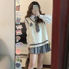 三件套早秋新款宽松显瘦叠穿JK学院甜妹无袖针织马甲背心小香外搭
