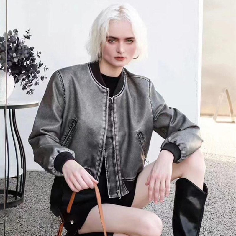 2025 New Style Leather Jacket Washed and Distressed Pu Leather Bomber Jacket Short Retro Zipper Baseball Jacket for Women