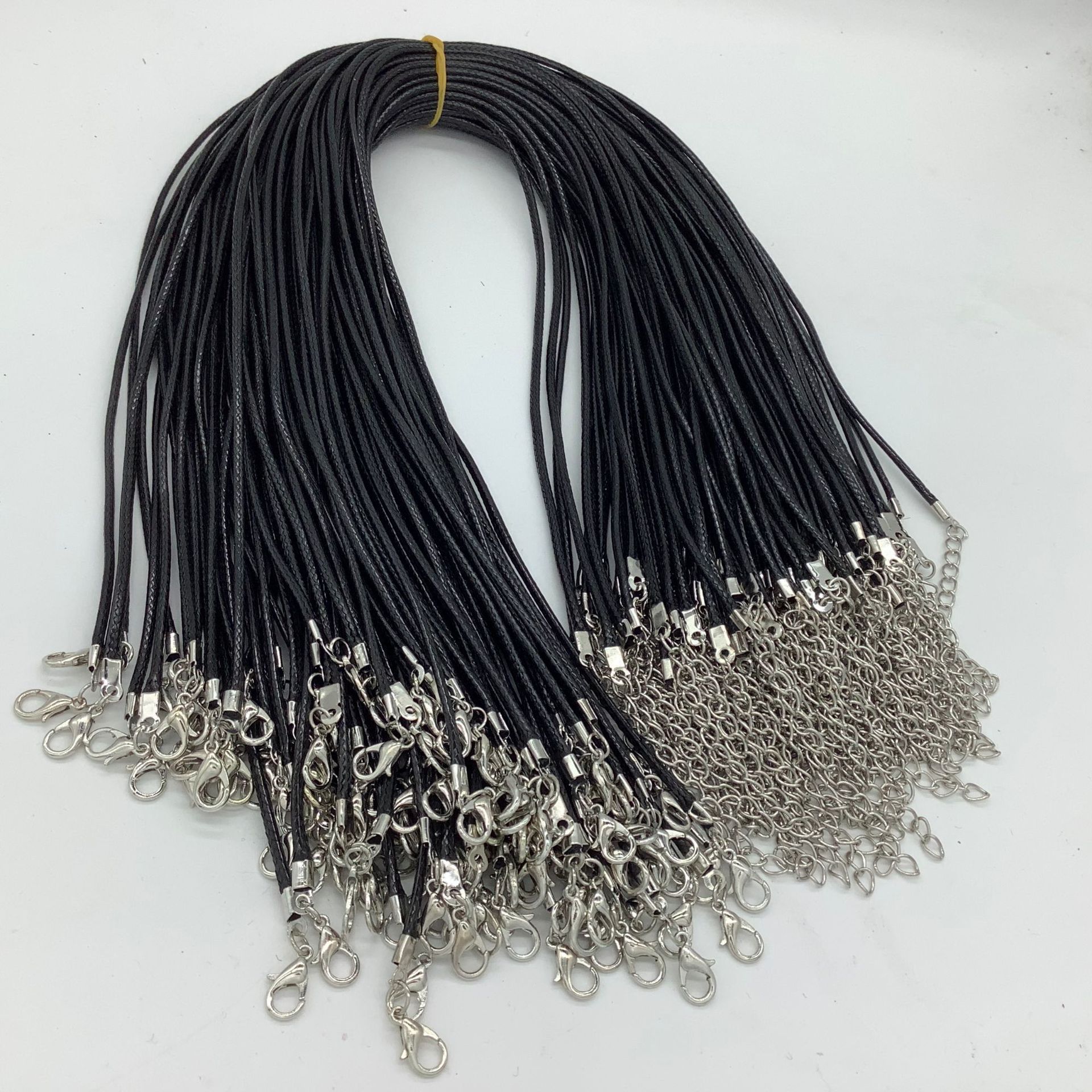Dây chuyền đen 2.0, dài 55cm + 5cm dây nối dài.