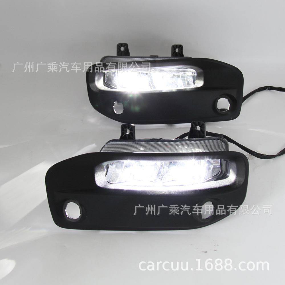 Aplicable a la luz diurna Dodge RAM 2500 series 2019-2020 [Asamblea · Luz blanca]