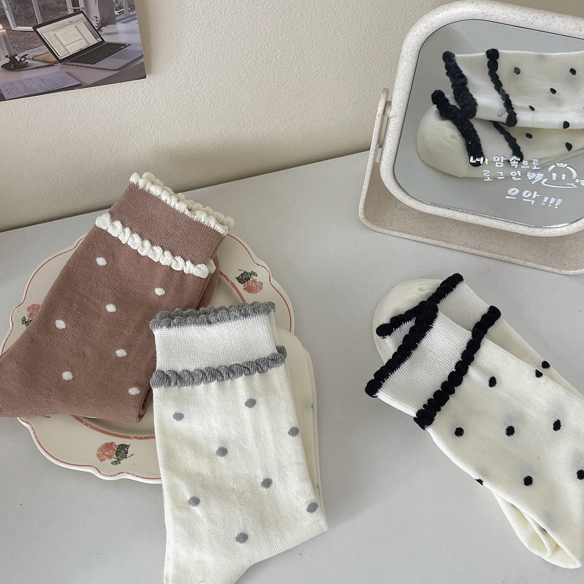 60g Weight Socks Classification Socks Lingerie Type Cotton Fabric Type A Pair Quantity Daily Occasion Polka Dots Pattern Spring, Autumn Season Women's Gender Elegant Style Elegant Women's Polka Dots Cotton Crew Socks A Pair 22