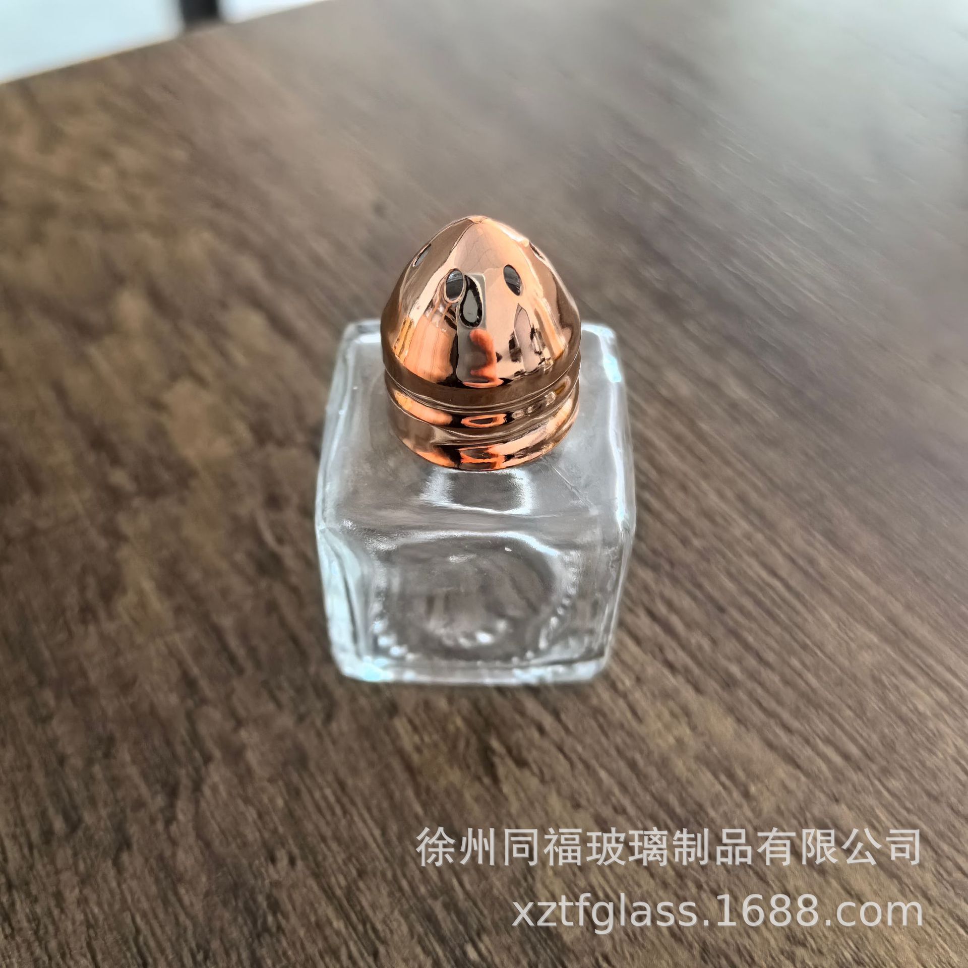 15ml 정사각형 + 로즈 골드 캡