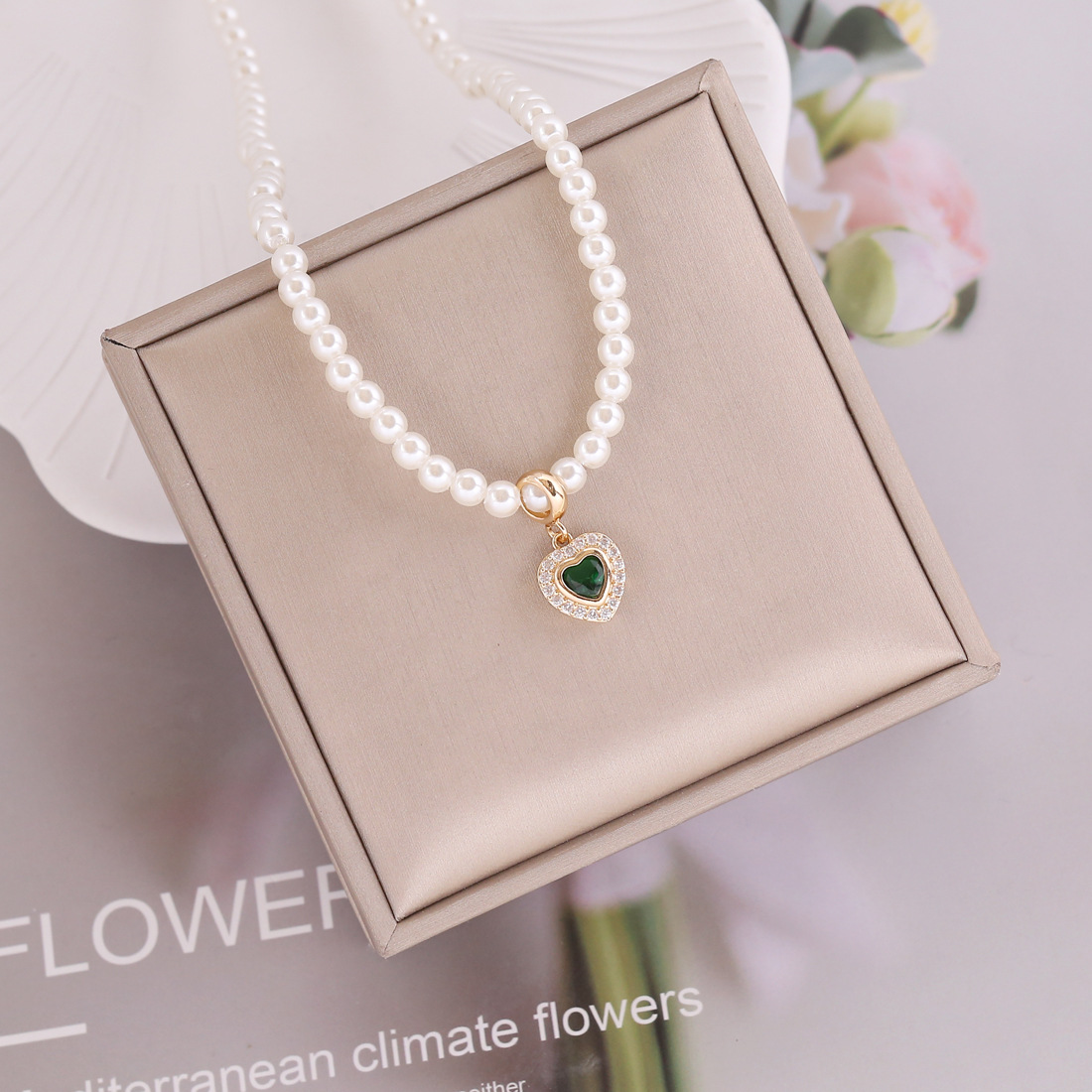 European and American pearl necklace fashion full zircon heart pendant temperament clavicle chain