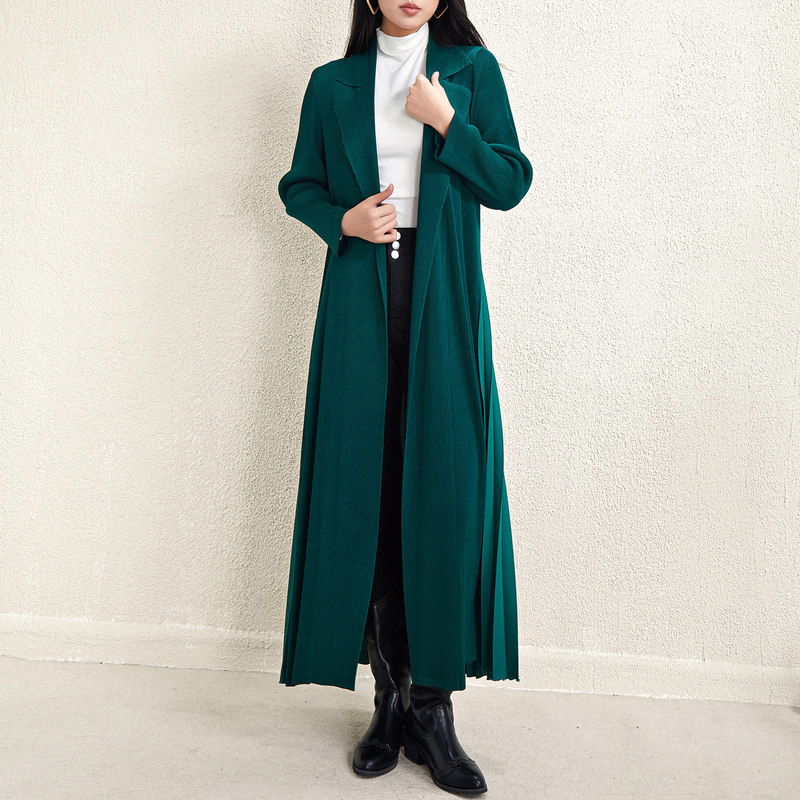 Pleated Coat for Women, Spring and Autumn Style, Versatile and Elegant, Loose Mid-Length Over-The-Knee Slimming Pleated Trench Coat for Petite Figures Pleated Coat for Women, Spring and Autumn Style, Versatile and Elegant, Loose Mid-Length Over-The-Knee Slimming Pleated Trench Coat for Petite Figures