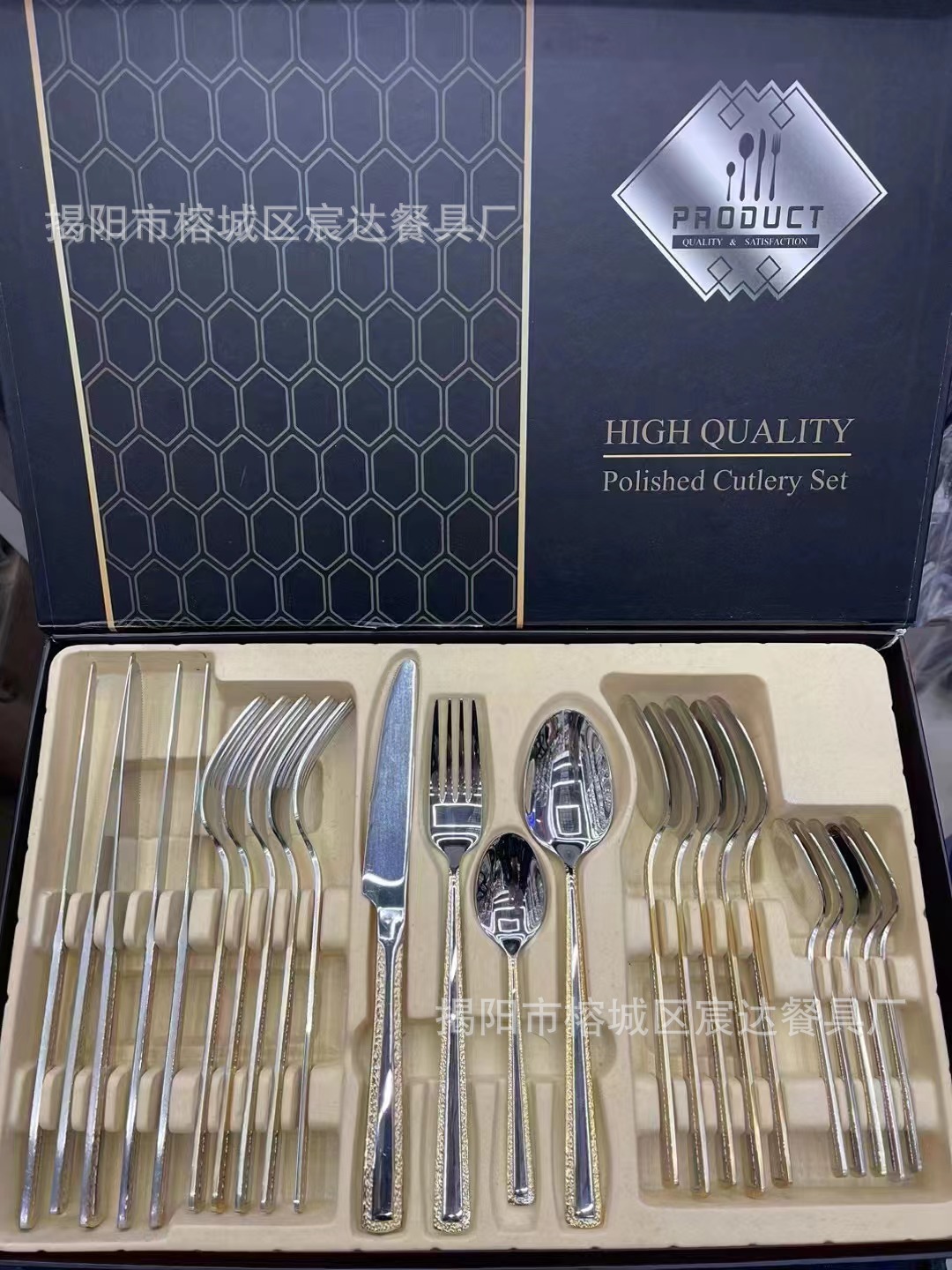 24PCs en ambos lados de la celebridad de Internet patrón de piedra-la mitad de oro