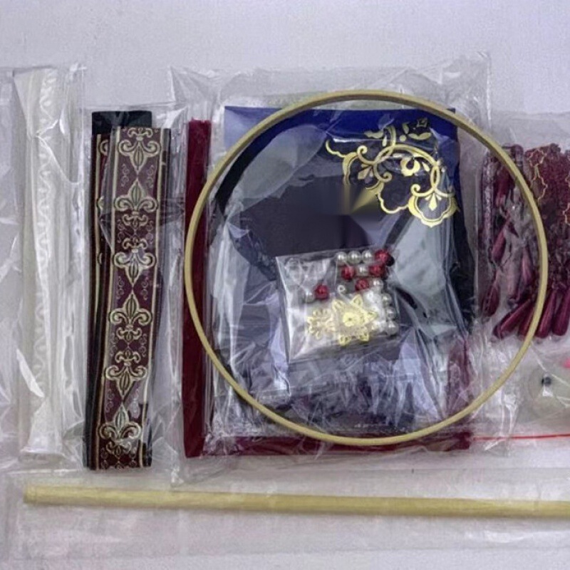 紗灯郵漢服は宮灯を飾って古画のイルミネーションの提灯をまねて道具の現物の材料を撮影します。|undefined