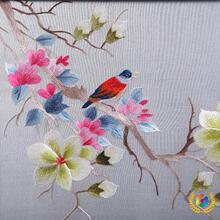 ✅苏州双面绣台屏摆件手工刺绣木兰花香五蝠架紫光檀摆件刺绣工艺