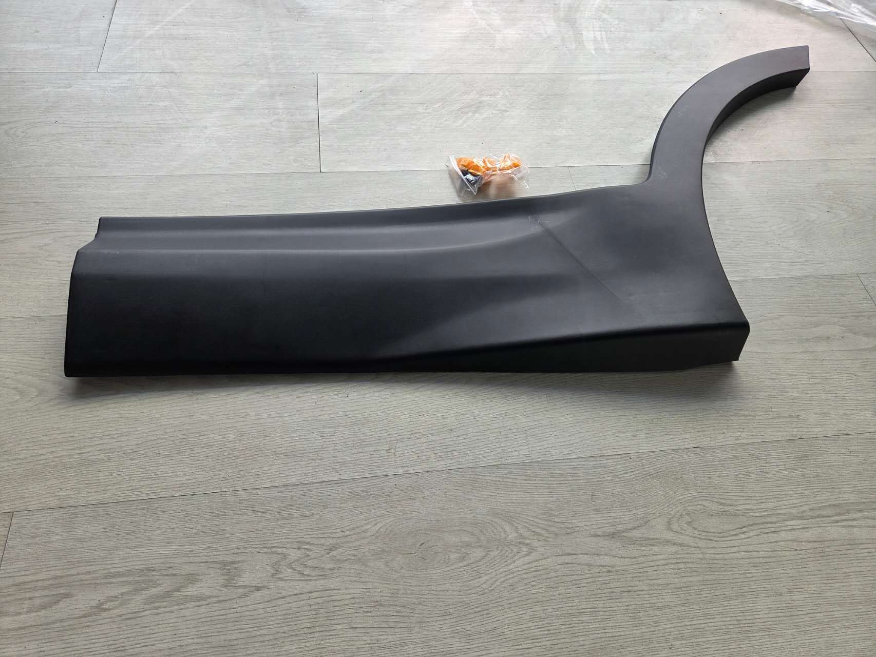 Suitable for Hyundai 87741-2W000/87742-2W000/Rear Door Guard/Rear Door Anti-Collision Plate