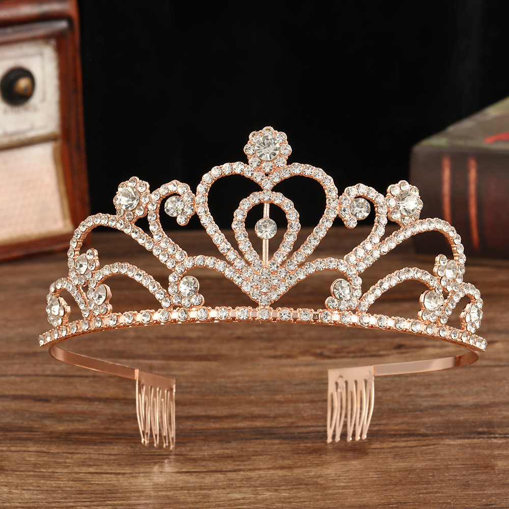 Corona de oro rosa + diamante blanco