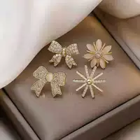 Cute high-end brooch with bow, pin, suit, protective underware, clips included