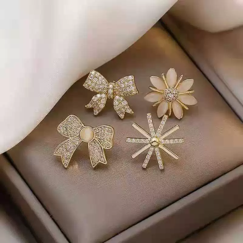 Cute high-end brooch with bow, pin, suit, protective underware, clips included