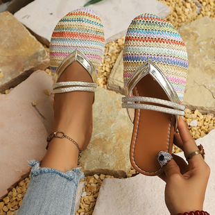 �F؛�͹�ɭϵ�������^����ЬŮ���⴩�����ׁ�һ�_�ź�ײ��ϛ���
