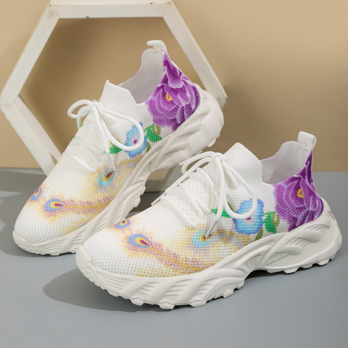 Suole arcobaleno nuovo colore moda femminile con una corrispondenza completa di scarpe sportive casual scarpe da donna in rete_voghion.com