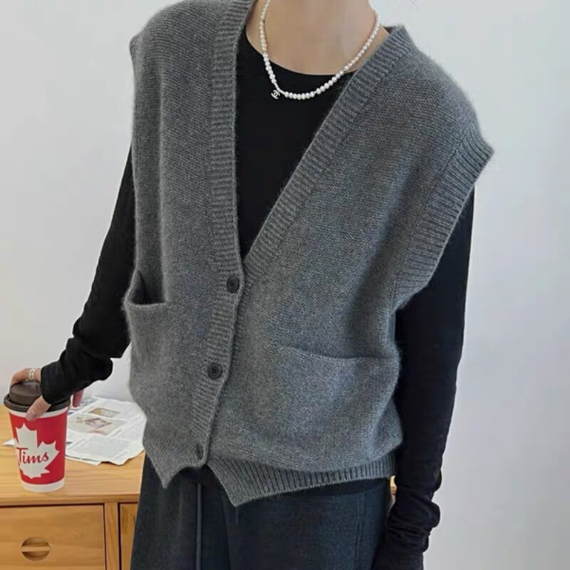 Comfortable and light ~ 100% wool stacked V-neck vest slimming knitted vest cardigan women's sleeveless loose waistcoat autumn