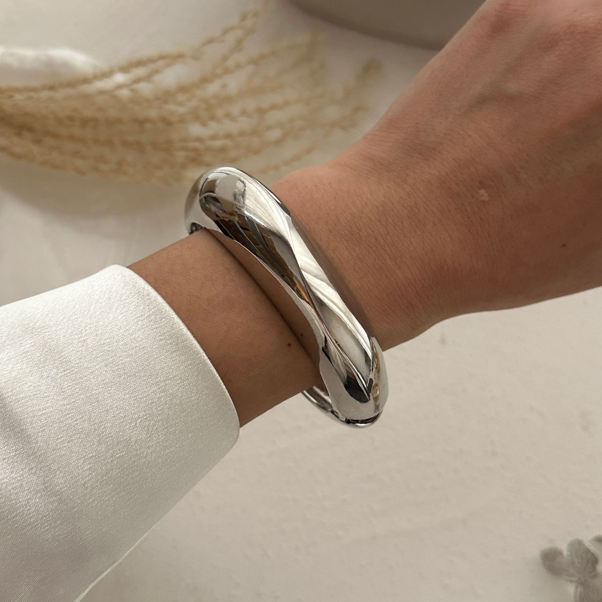 59g Weight Rings, Bracelets Classification 1 Piece Quantity Daily Occasion Alloy Material Solid Color, Butterfly Pattern Women's Gender Ring, Plating Design Exaggerated Style Exaggerated Solid Color Butterfly Alloy Ring Plating Women's Rings Bracelets 21