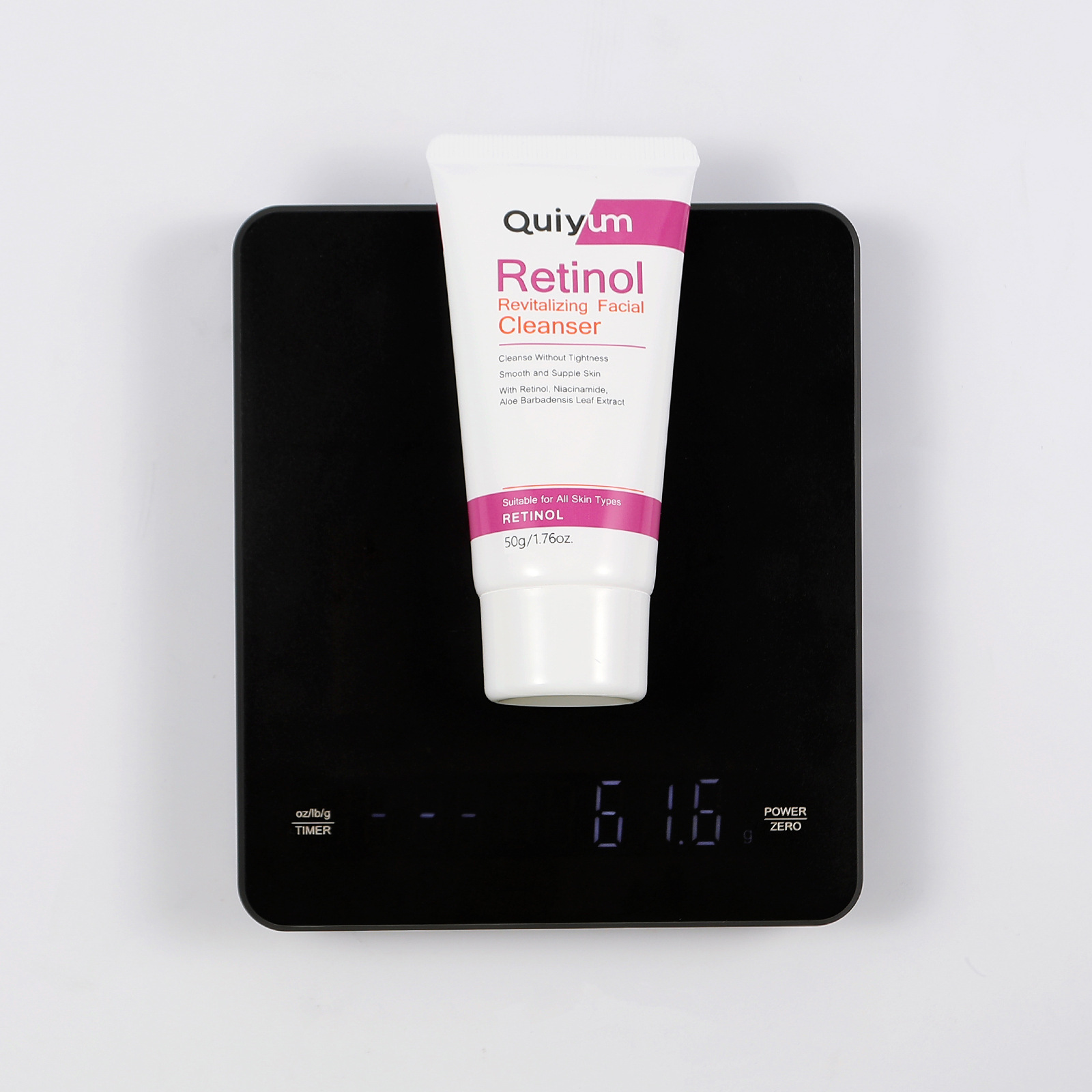 QUIYUM Retinol Facial Cleanser 50g, a cross-border skincare manufacturer, is a pore-cleansing, hydrating and moisturizing facial cleanser Application Scenario