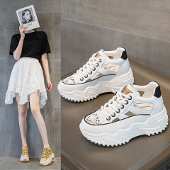 Small size small size breathable thick bottom new style sponge cake white shoes lacing breathable 2024 summer height-increasing women's sandals 