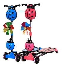 滑板车儿童2--9岁宝宝玩具车蛙式剪刀车男女孩滑滑车四轮闪光音乐