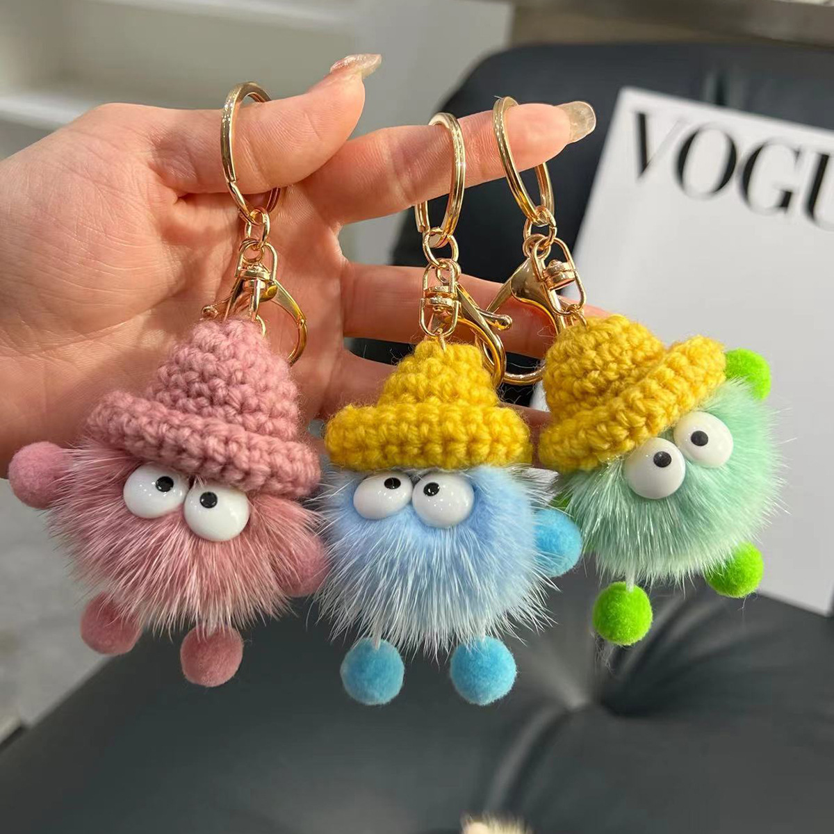 Colgante de felpa de briquetas pequeñas de pelo de visón de imitación personalizado Colgante de llavero de coche Joyas pequeñas Colgante de bolsa de felpa