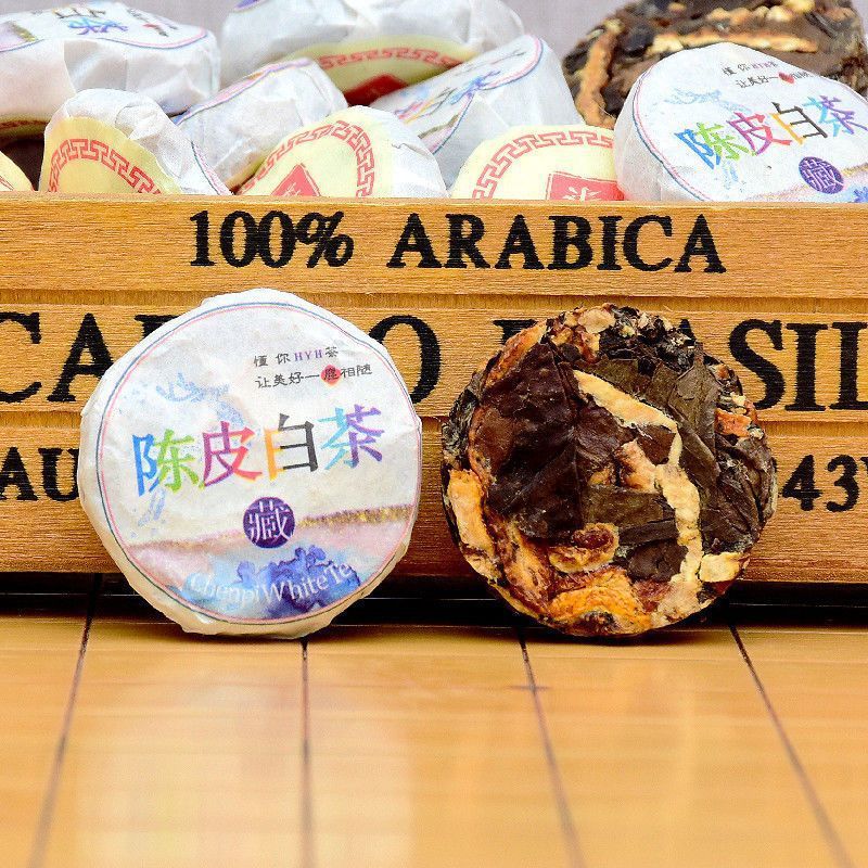 Heng Yun and Chen Pi Bai Cha Chen Nian Gong Mei Shou Mei Fujian Lao Bai Cha Portable Mini White Tea Cake Tea Canister