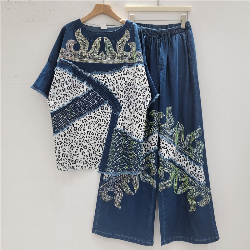Denim leopard dizayn qisqa qo'lli kristall ozuq oyoq kostumi 2026