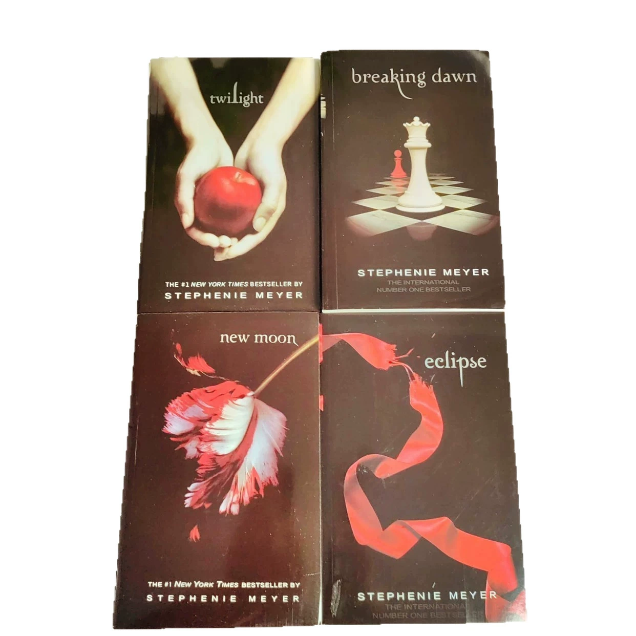 Набор книг Stephenie Meyer «Сумерки» 1–4, английское издание в мягкой обложке, 4 тома