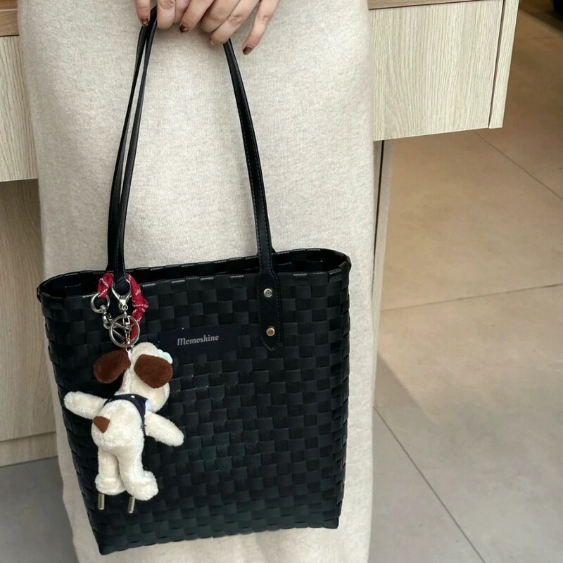 Large Capacity Bag 2025 New Summer Cross-Border Commuting Trendy Fashion Commuter Shoulder Bag Casual Versatile Tote Bag Large Capacity Bag 2025 New Summer Cross-Border Commuting Trendy Fashion Commuter Shoulder Bag Casual Versatile Tote Bag