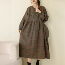 2025秋装新款女装甜美小清新刺绣拼接棉麻碎花连衣裙长袖宽松长裙