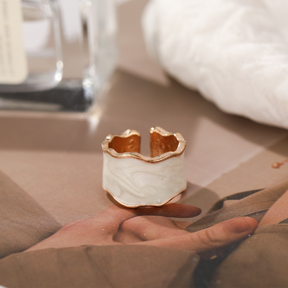 fashion simple spray color open alloy ring