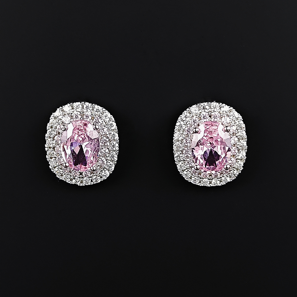 Cubic Zirconia And Pearl Stud Earrings For Everyday Elegance_voghion.com