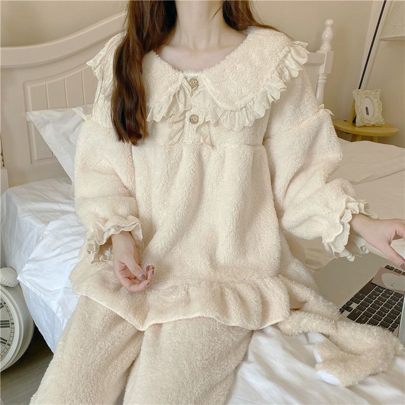 Pijamas al por mayor transfronterizos de mujeres otoño invierno coral vello dulce princesa viento de alta calidad cuello de muñeca engrosado conjunto de ropa para el hogar