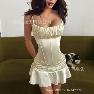 欧美风潮流穿搭鱼骨系带设计性感辣妹风吊带女款连衣裙上新