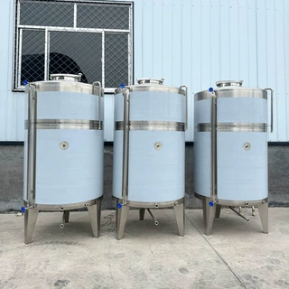立式不锈钢储存罐 304食品级储水容器 自来水储蓄罐 密封性好