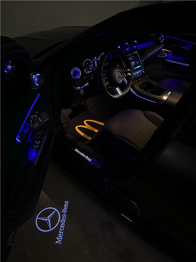 Car floor mats for driver and passenger, universal floor mats, McDonald's themed car floor mats, dirt-resistant, non-slip, car interior accessories