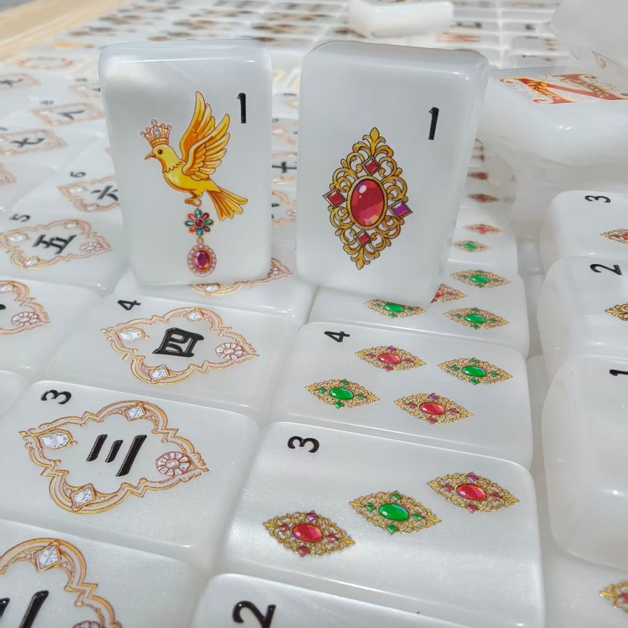 2026 New Jewelry 160-Piece Acrylic American Mahjong Set with Pearl White Shell Pattern